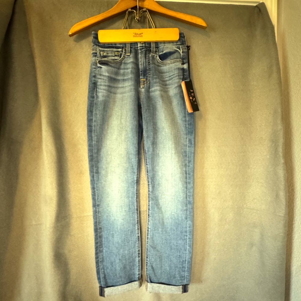 Slim Boyfriend Jeans by Jen7.  NWT